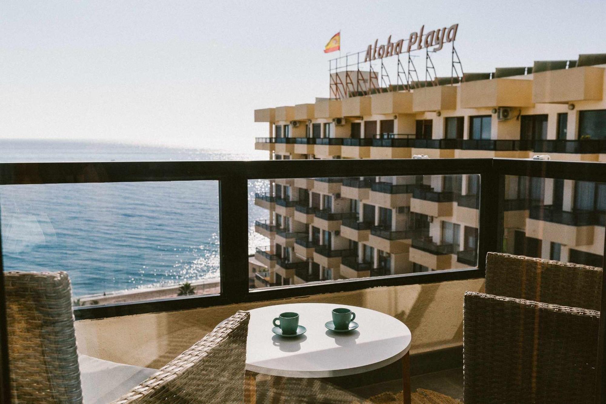 Precioso Apartamento En Primera Linea De Playa Benalmadena Bagian luar foto